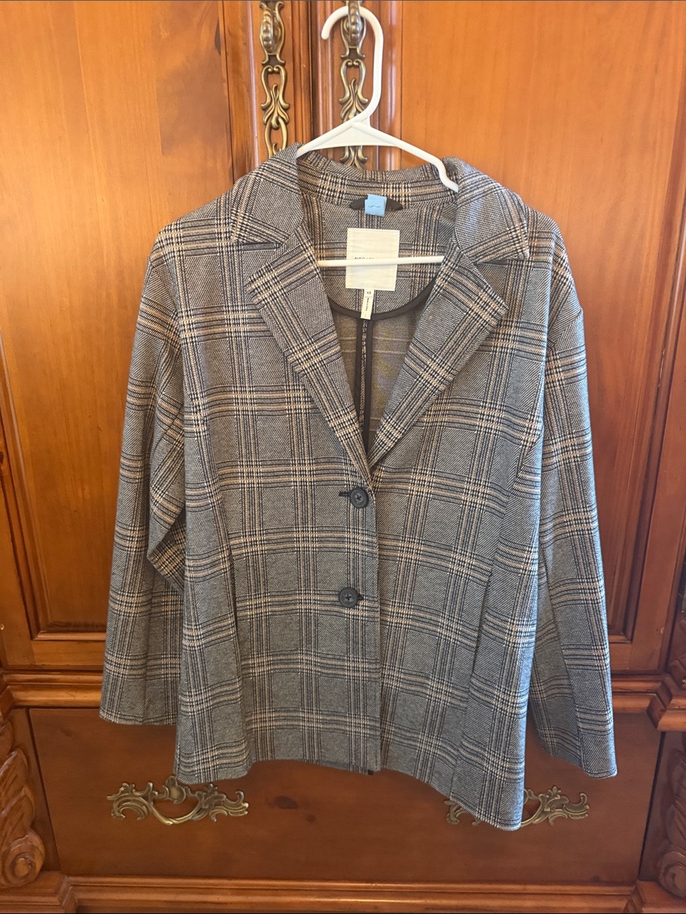 Avec Les Filles Gray Plaid Two-Button Notch Collar Blazer